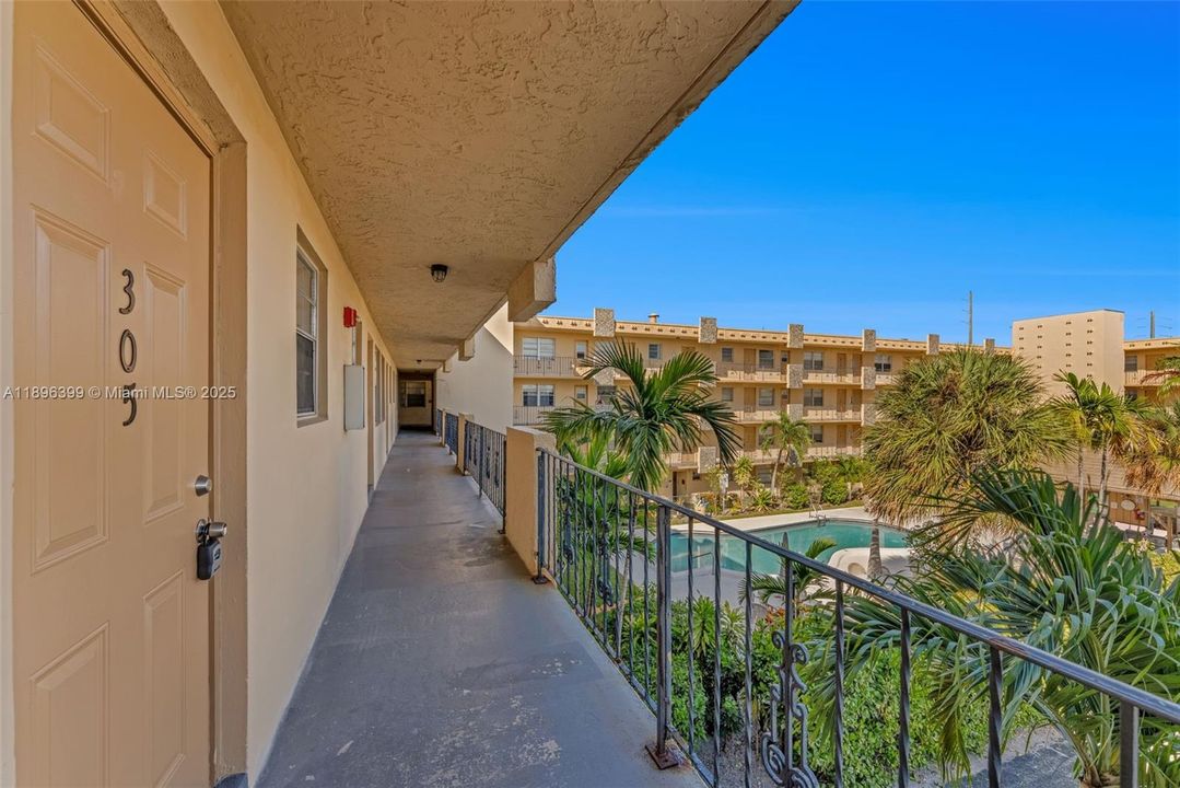 待售: $110,000 (1 贝兹, 1 浴室, 510 平方英尺)