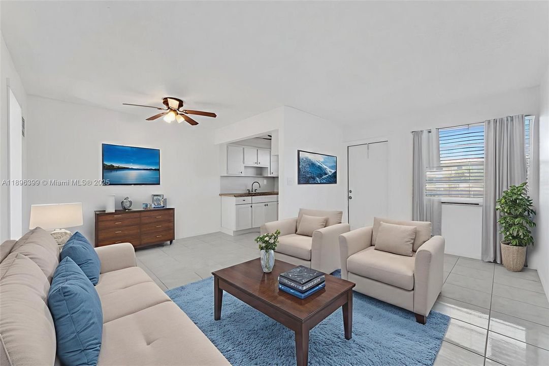 待售: $110,000 (1 贝兹, 1 浴室, 510 平方英尺)