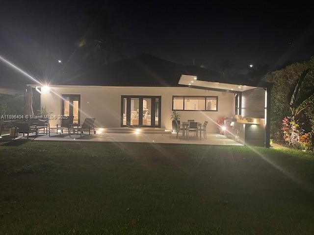 For Sale: $2,395,000 (4 beds, 3 baths, 1761 Square Feet)