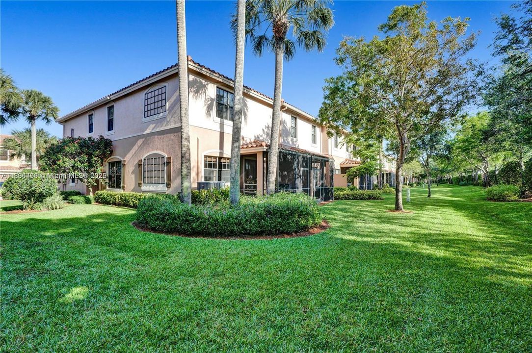 Recently Sold: $625,000 (4 beds, 2 baths, 1839 Square Feet)