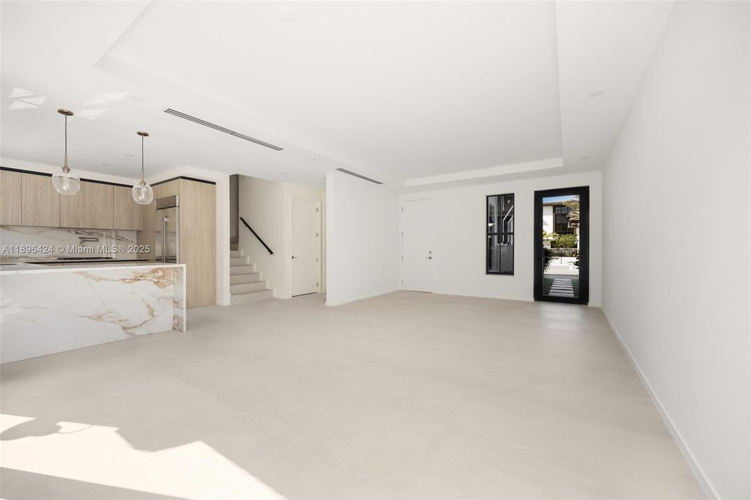 В аренду: $12,000 (4 спален, 3 ванн, 2858 Квадратных фут)