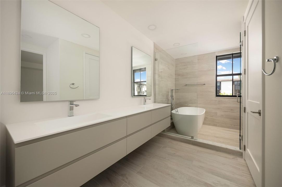 В аренду: $12,000 (4 спален, 3 ванн, 2858 Квадратных фут)