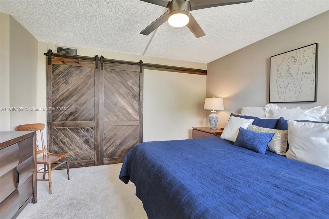 Active With Contract: $4,750 (2 beds, 2 baths, 1095 Square Feet)