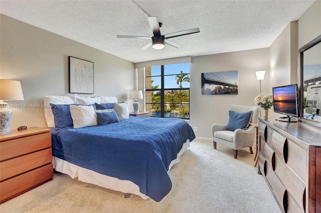 Active With Contract: $4,750 (2 beds, 2 baths, 1095 Square Feet)