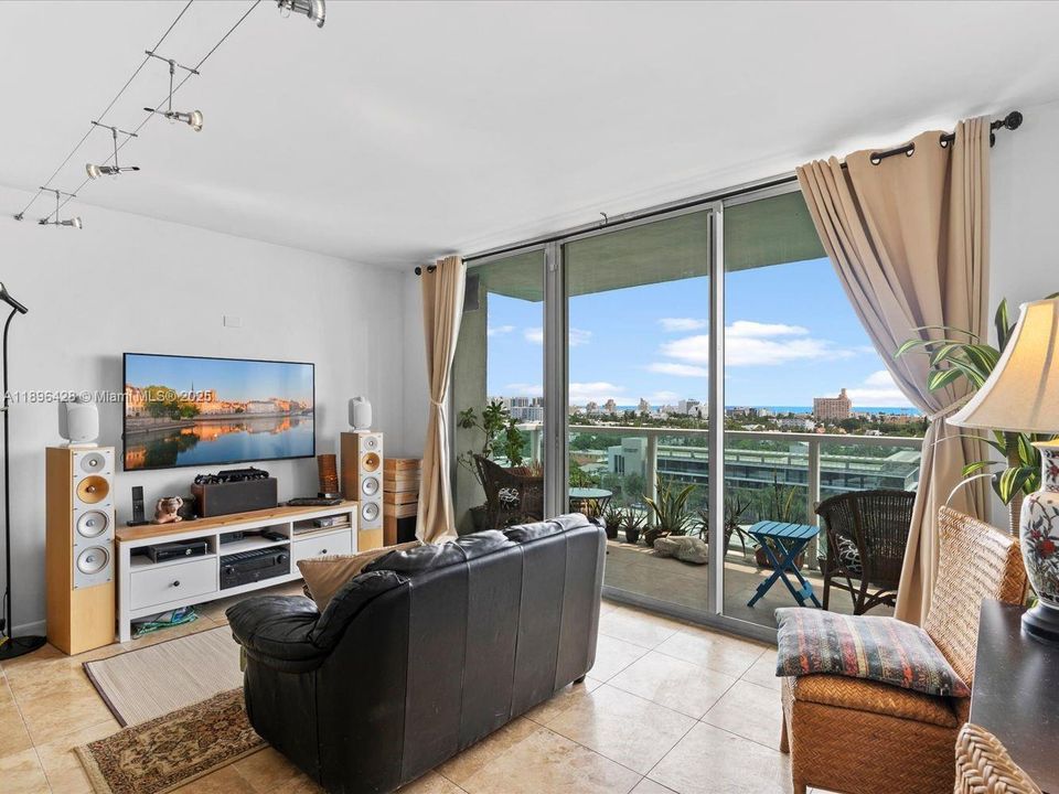 待售: $1,100,000 (3 贝兹, 2 浴室, 1191 平方英尺)