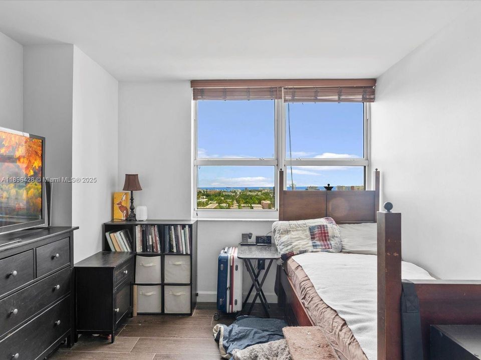 待售: $1,100,000 (3 贝兹, 2 浴室, 1191 平方英尺)