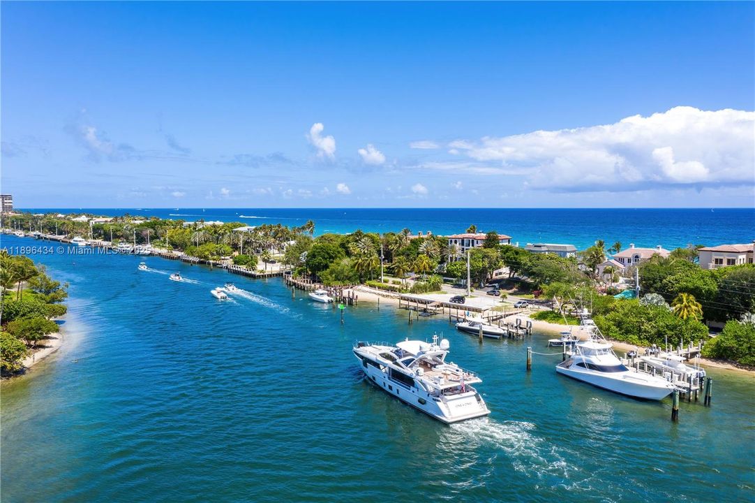 合同活跃: $359,900 (2 贝兹, 2 浴室, 1200 平方英尺)