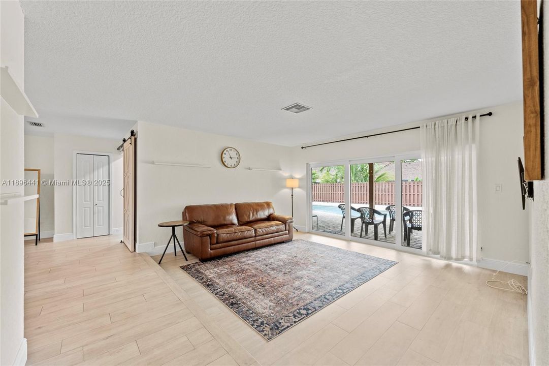 Recently Sold: $699,900 (4 beds, 2 baths, 2144 Square Feet)