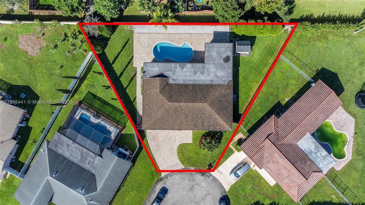 Recently Sold: $699,900 (4 beds, 2 baths, 2144 Square Feet)