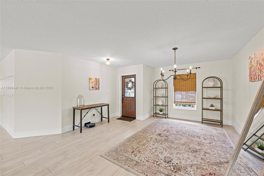 Recently Sold: $699,900 (4 beds, 2 baths, 2144 Square Feet)