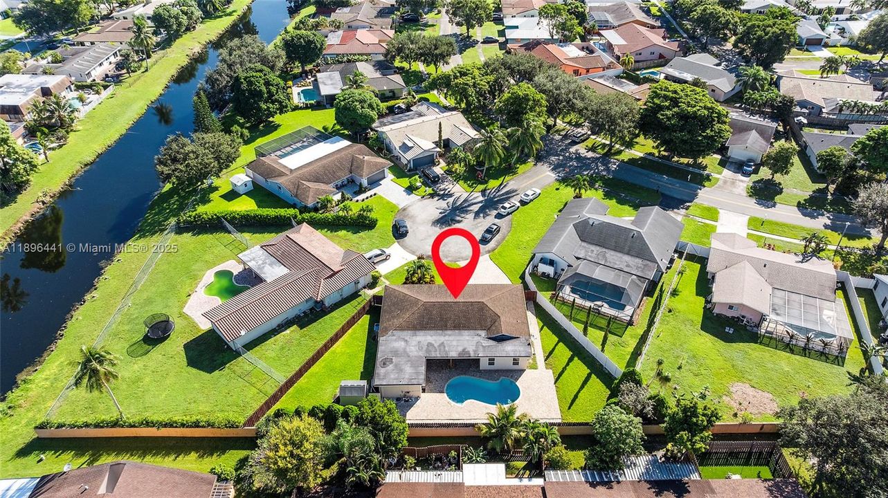 Recently Sold: $699,900 (4 beds, 2 baths, 2144 Square Feet)