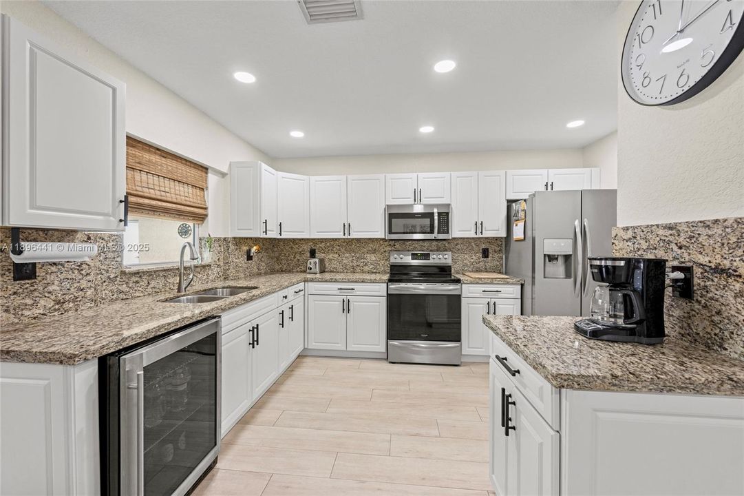 Recently Sold: $699,900 (4 beds, 2 baths, 2144 Square Feet)