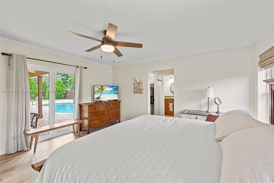 Recently Sold: $699,900 (4 beds, 2 baths, 2144 Square Feet)