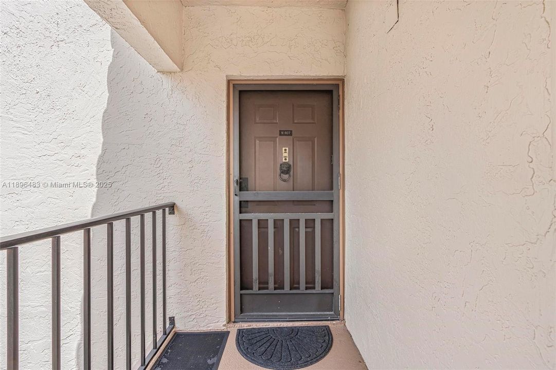 出租: $3,500 (2 贝兹, 2 浴室, 1382 平方英尺)