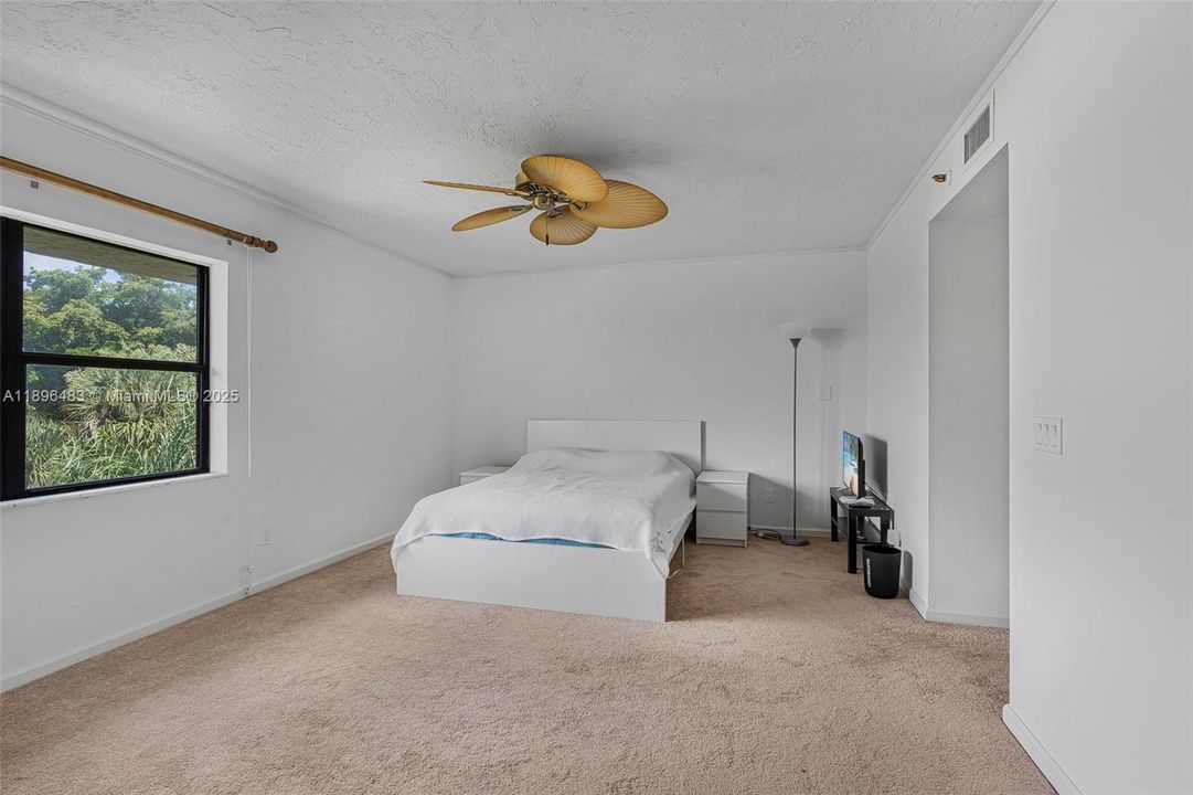 出租: $3,500 (2 贝兹, 2 浴室, 1382 平方英尺)