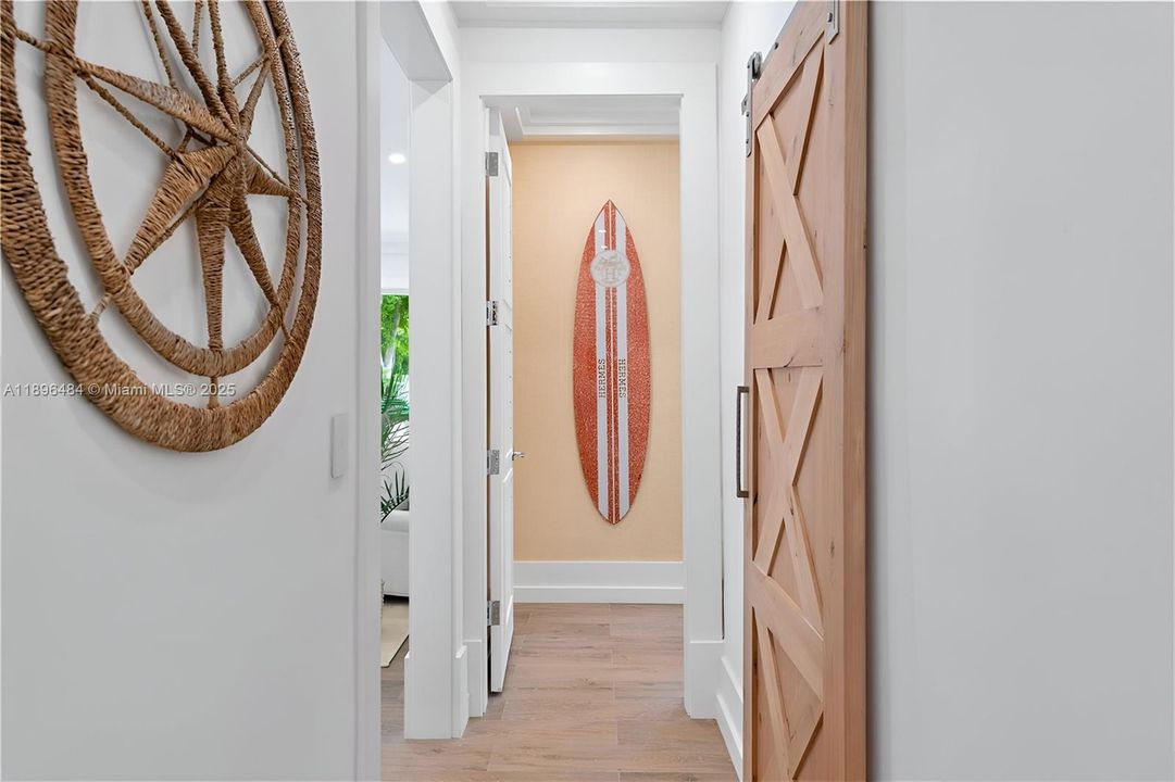 出租: $34,000 (3 贝兹, 3 浴室, 2761 平方英尺)