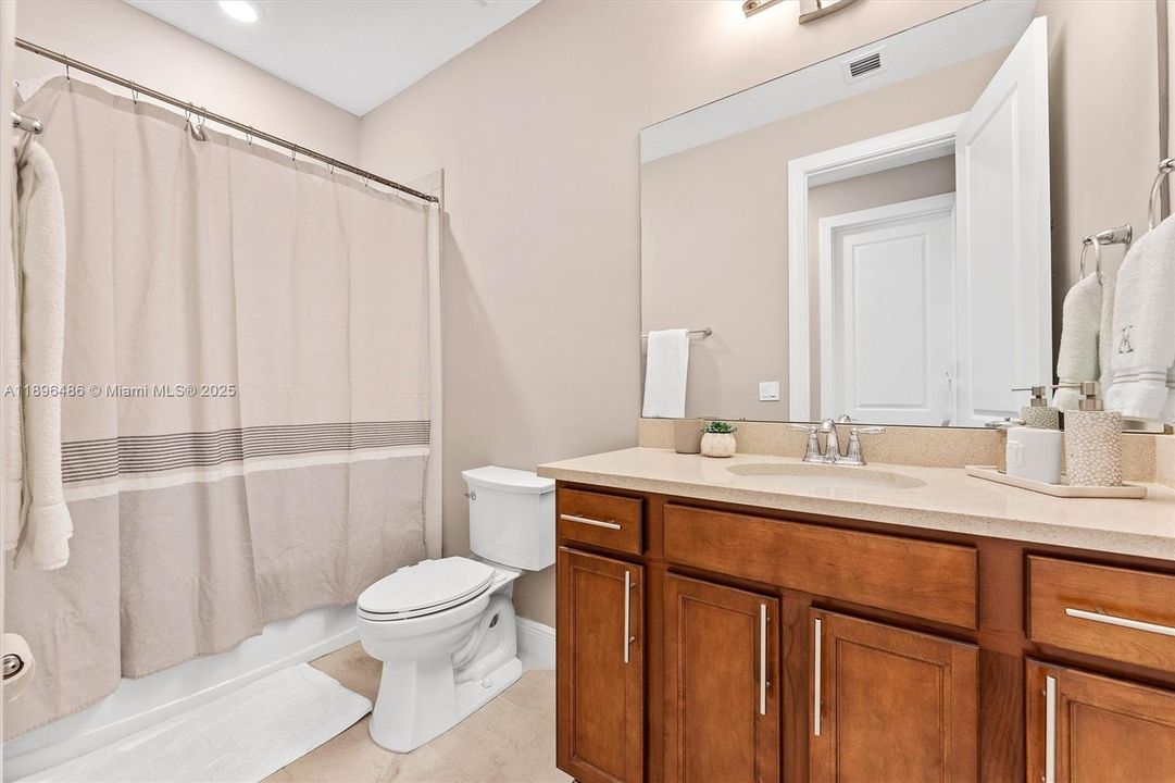 Active With Contract: $849,997 (3 beds, 2 baths, 2220 Square Feet)