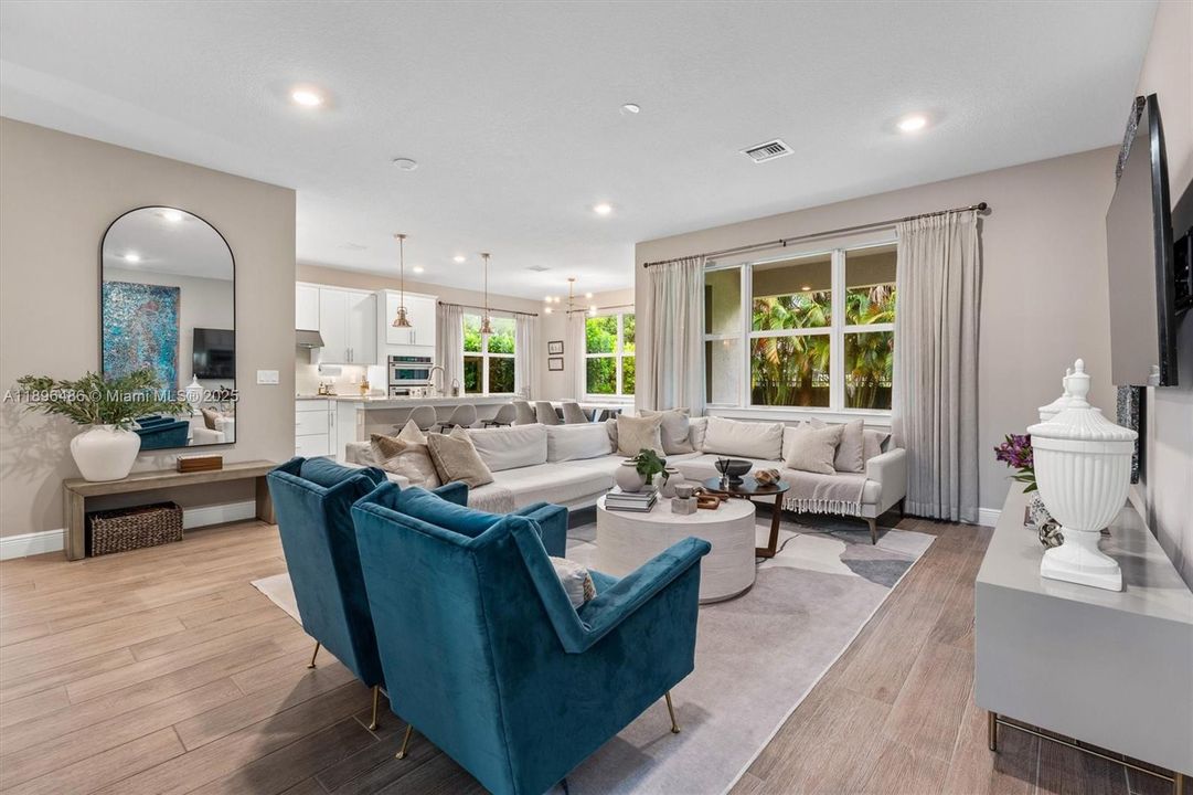 Active With Contract: $849,997 (3 beds, 2 baths, 2220 Square Feet)