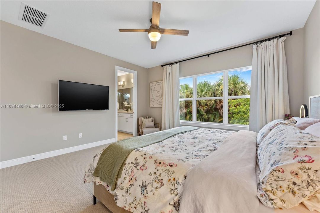 Active With Contract: $849,997 (3 beds, 2 baths, 2220 Square Feet)