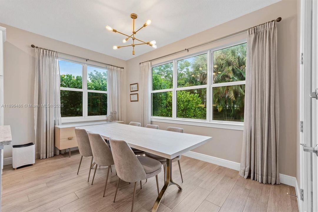 Active With Contract: $849,997 (3 beds, 2 baths, 2220 Square Feet)