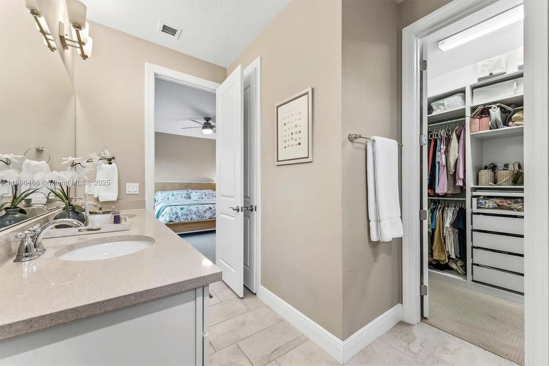 Active With Contract: $849,997 (3 beds, 2 baths, 2220 Square Feet)