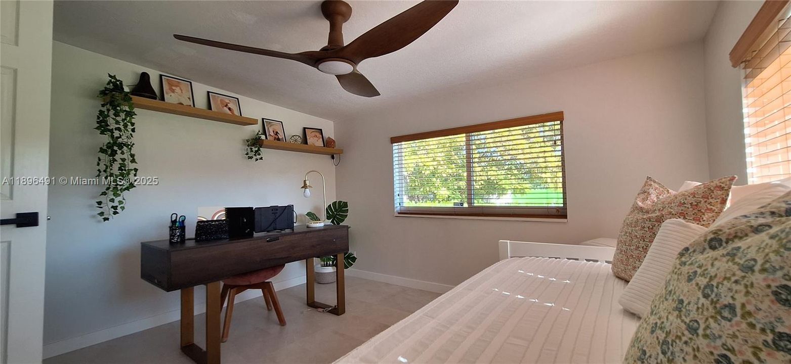 В аренду: $3,600 (3 спален, 1 ванн, 1794 Квадратных фут)