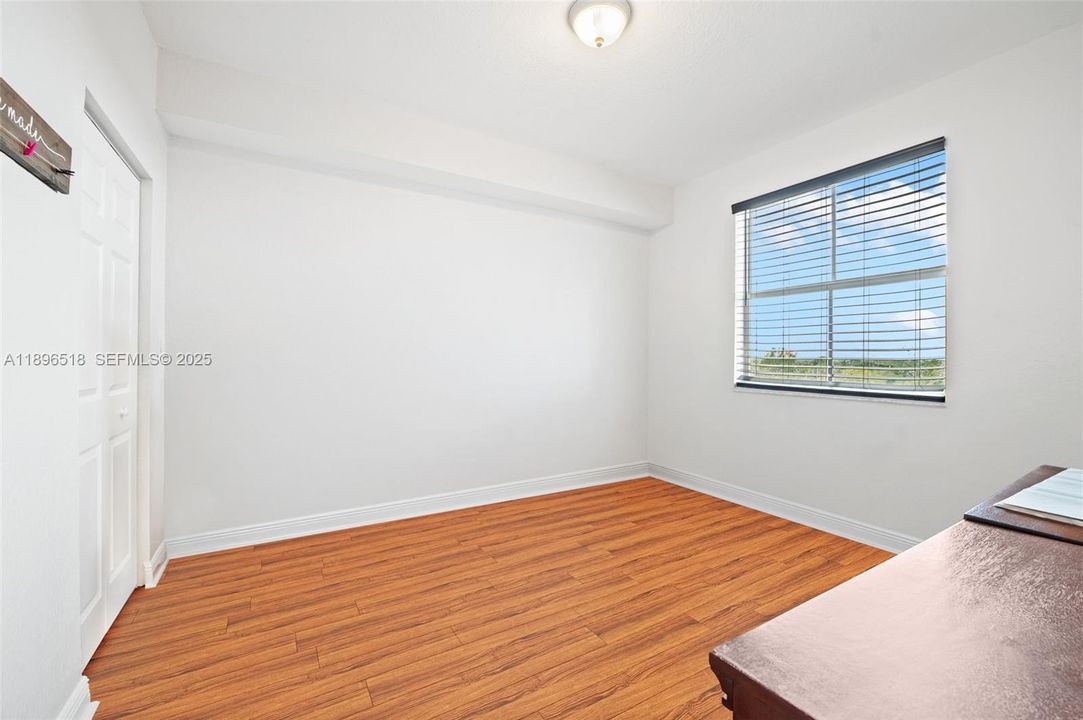 For Sale: $450,000 (2 beds, 2 baths, 1142 Square Feet)