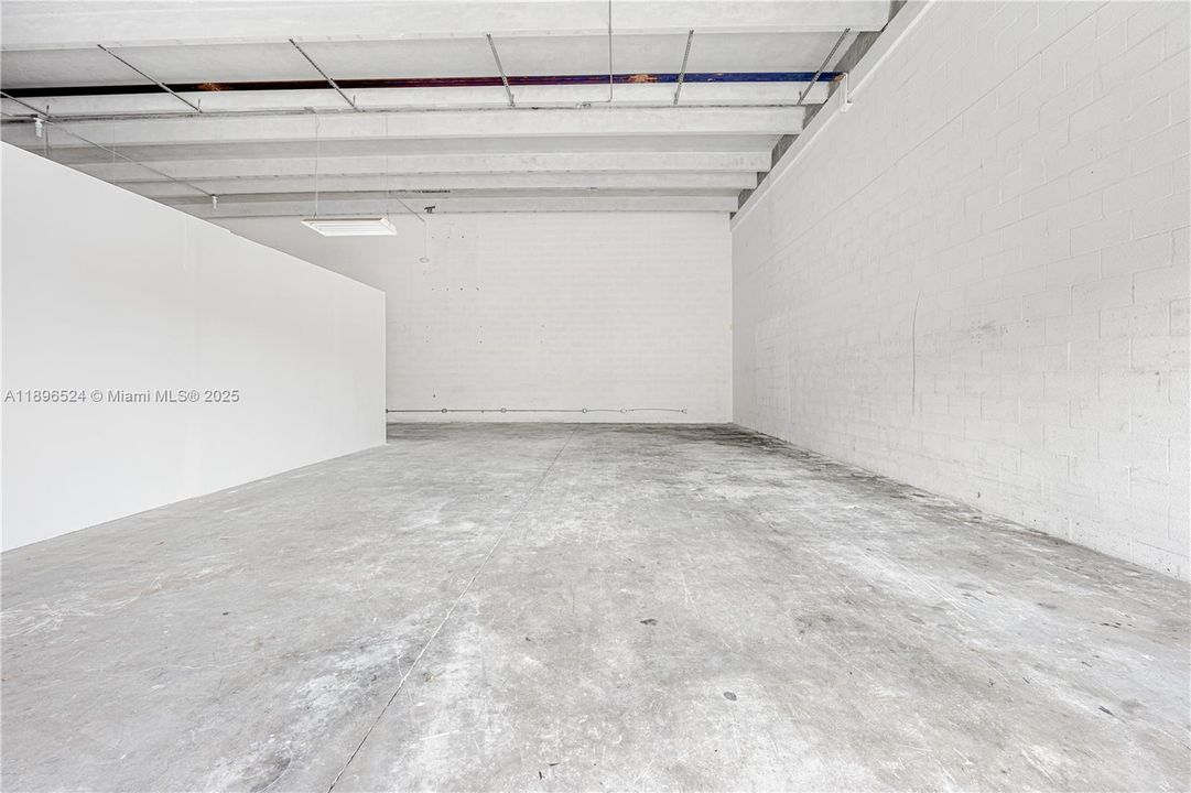 合同活跃: $1,165,050 (0 贝兹, 0 浴室, 0 平方英尺)