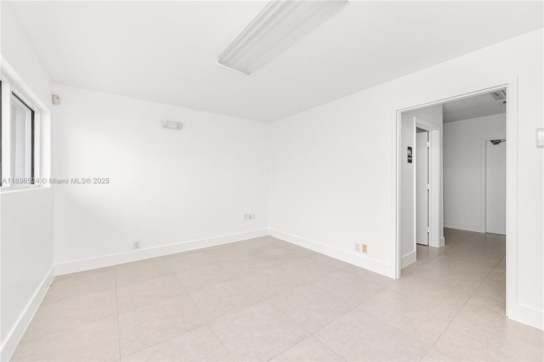 合同活跃: $1,165,050 (0 贝兹, 0 浴室, 0 平方英尺)