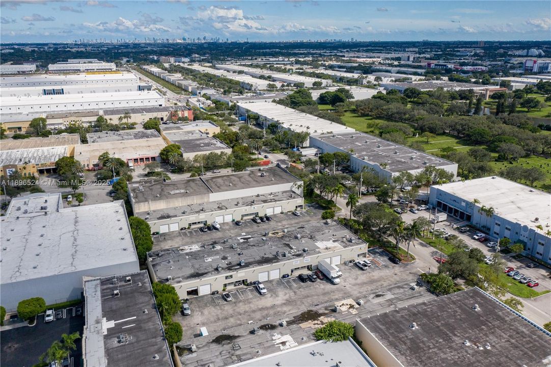 合同活跃: $1,165,050 (0 贝兹, 0 浴室, 0 平方英尺)