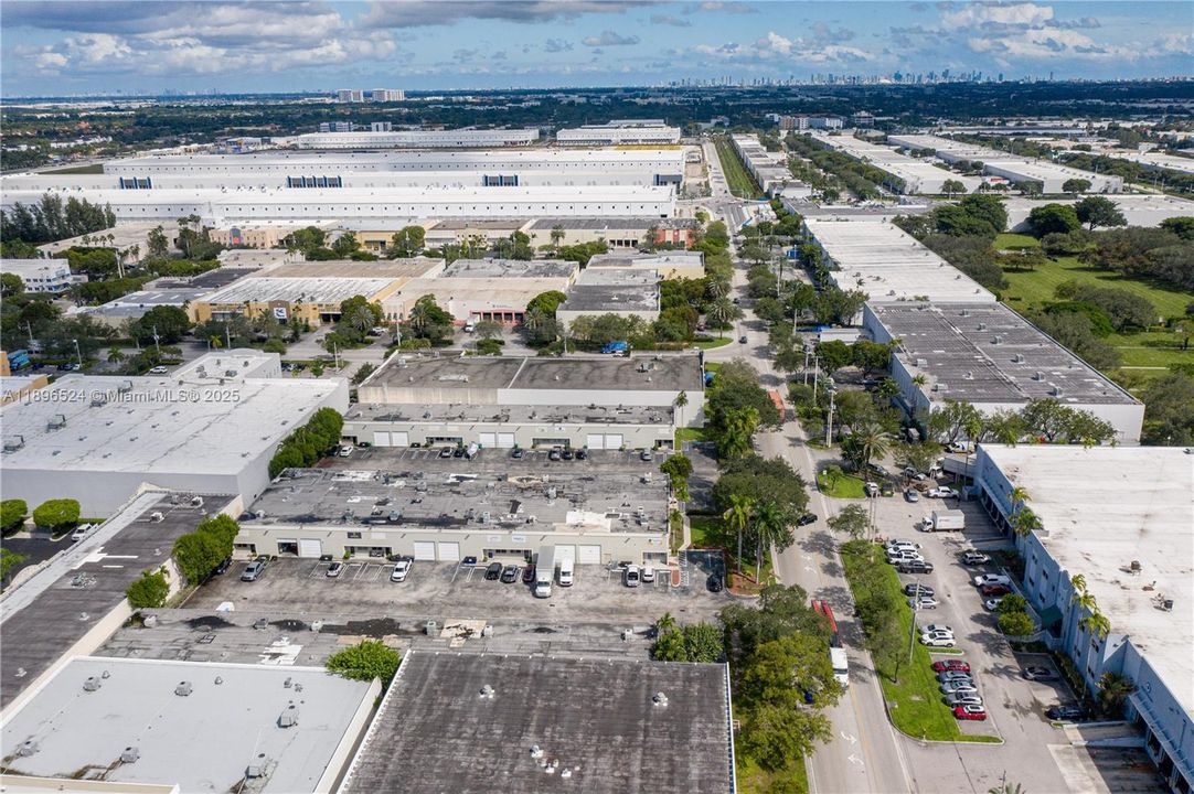 合同活跃: $1,165,050 (0 贝兹, 0 浴室, 0 平方英尺)