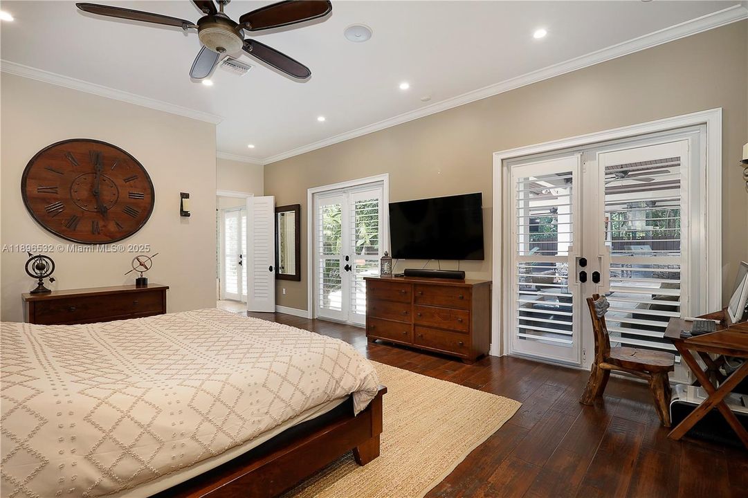 En Renta: $11,500 (4 camas, 3 baños, 2712 Pies cuadrados)