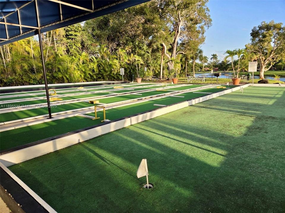 Bonaventure Town Center Club