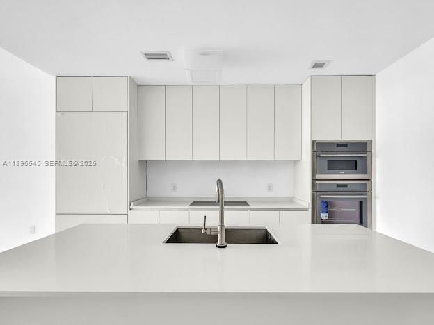 待售: $1,697,000 (2 贝兹, 3 浴室, 1545 平方英尺)