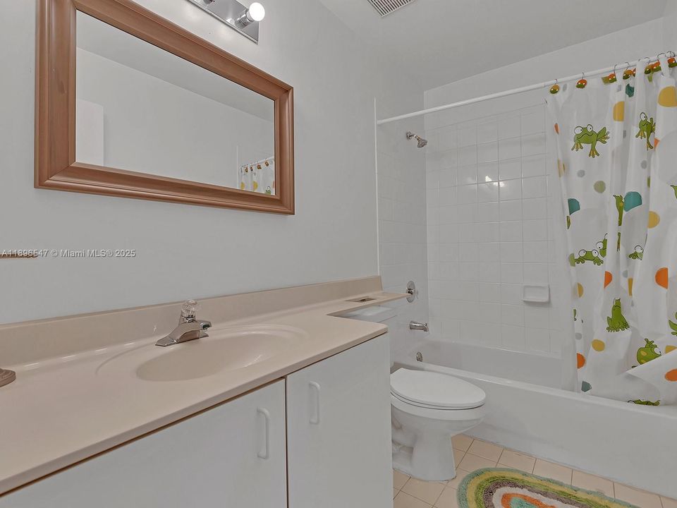 For Rent: $3,000 (3 beds, 2 baths, 1679 Square Feet)