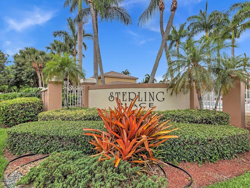 For Rent: $3,000 (3 beds, 2 baths, 1679 Square Feet)