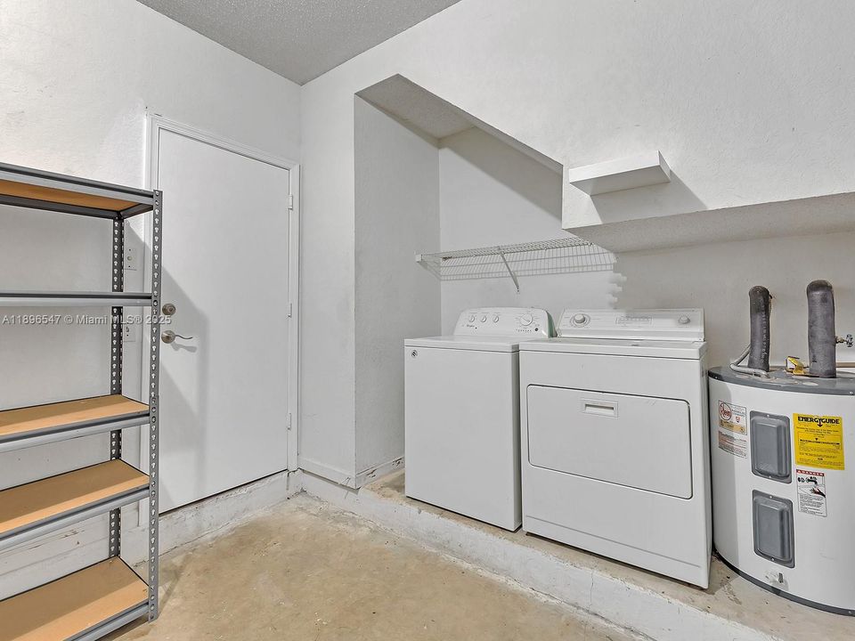 For Rent: $3,000 (3 beds, 2 baths, 1679 Square Feet)