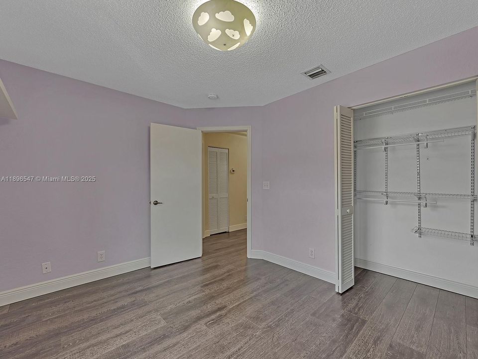 For Rent: $3,000 (3 beds, 2 baths, 1679 Square Feet)