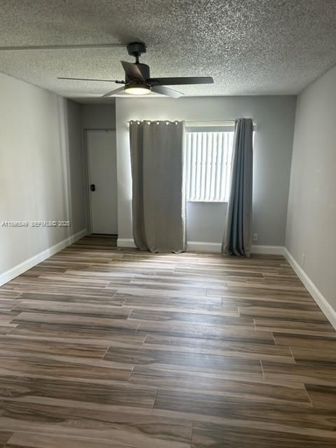 For Rent: $2,100 (1 beds, 1 baths, 812 Square Feet)