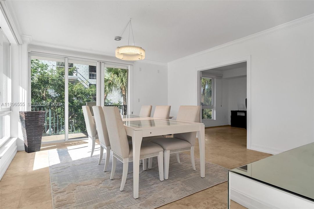 For Rent: $4,395 (2 beds, 2 baths, 1950 Square Feet)