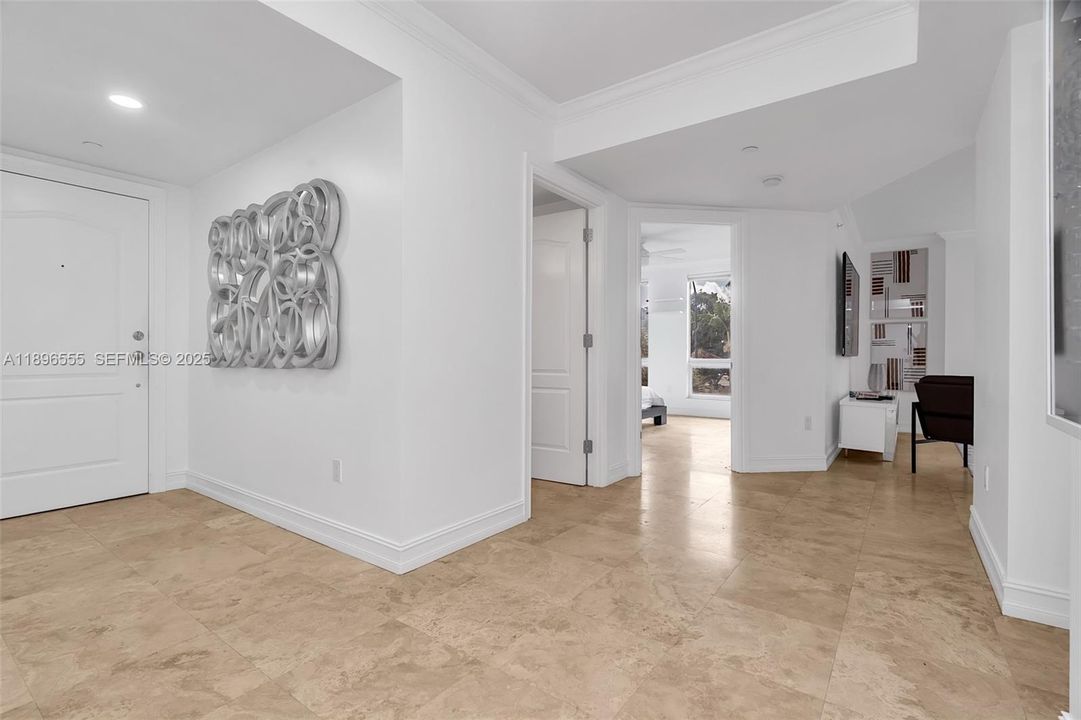 For Rent: $4,395 (2 beds, 2 baths, 1950 Square Feet)