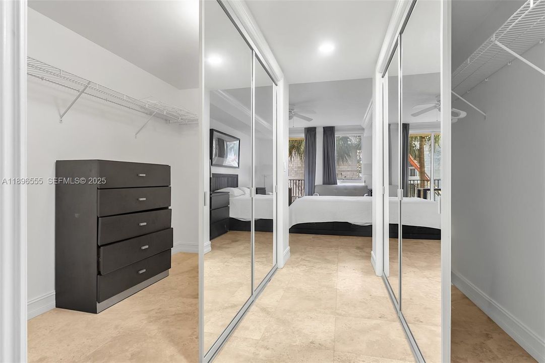 For Rent: $4,395 (2 beds, 2 baths, 1950 Square Feet)