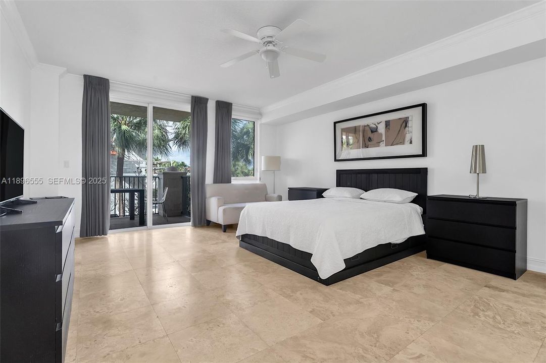 For Rent: $4,395 (2 beds, 2 baths, 1950 Square Feet)