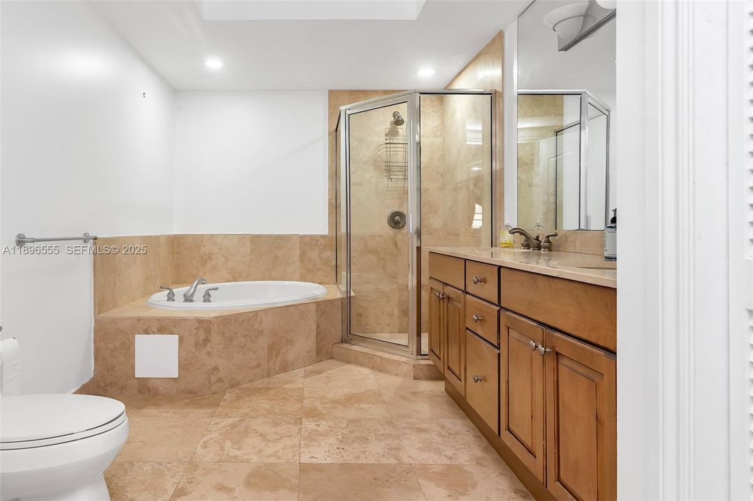 For Rent: $4,395 (2 beds, 2 baths, 1950 Square Feet)