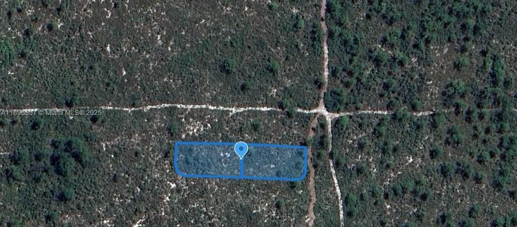 For Sale: $7,900 (0.26 acres)