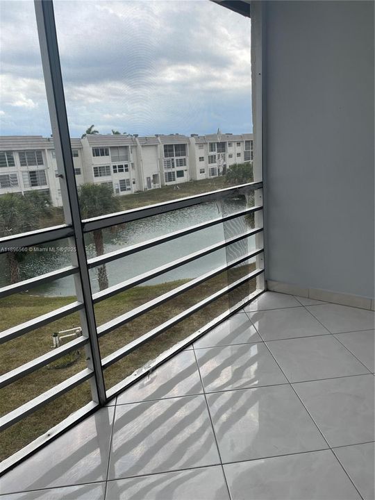 На продажу: $102,000 (1 спален, 1 ванн, 640 Квадратных фут)