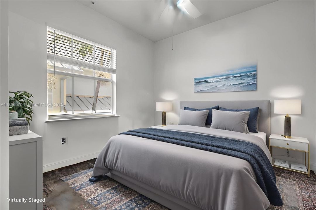 Под контрактом: $3,300 (3 спален, 2 ванн, 1977 Квадратных фут)