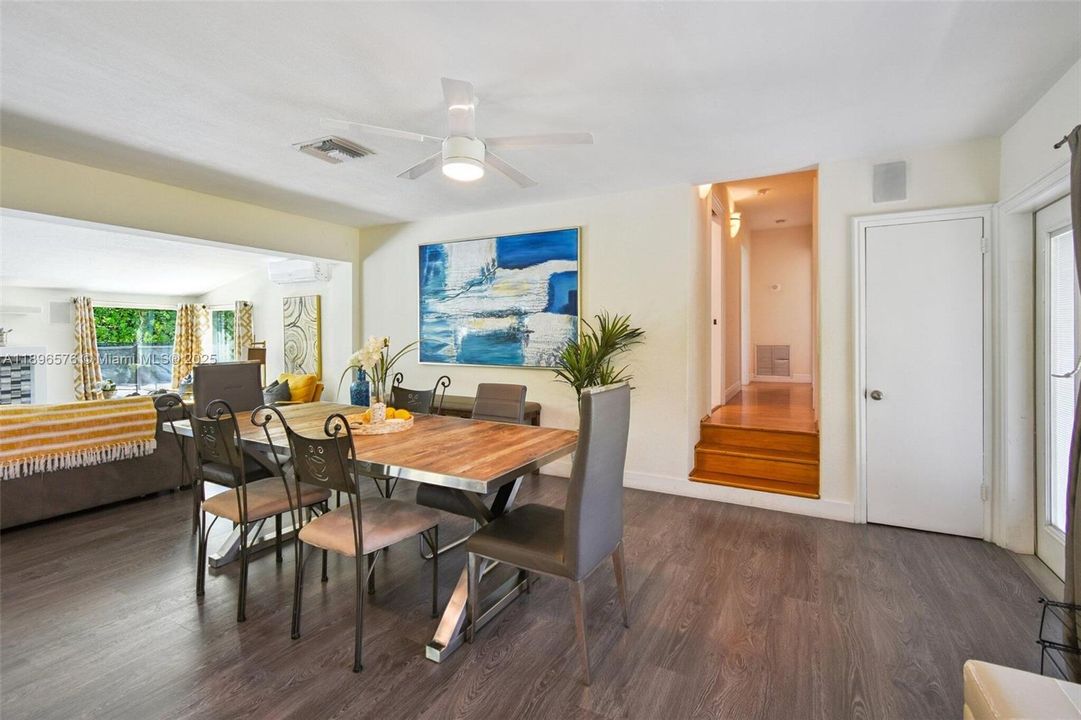 For Sale: $849,700 (3 beds, 2 baths, 1175 Square Feet)