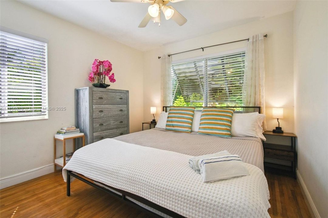 For Sale: $849,700 (3 beds, 2 baths, 1175 Square Feet)