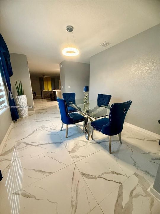 For Sale: $455,000 (3 beds, 2 baths, 1504 Square Feet)